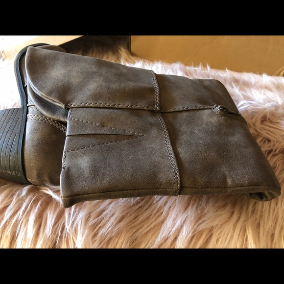 NWOT Francesca Collection. - Picture 3 of 5